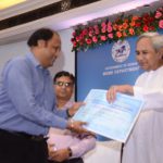 Director-Terrablock-Machinery-Pvt-Ltd-receives-Certificate-of-Excellence-in-Export-from-Honble-Chief-Minister-Odisha-in-Oct-2017